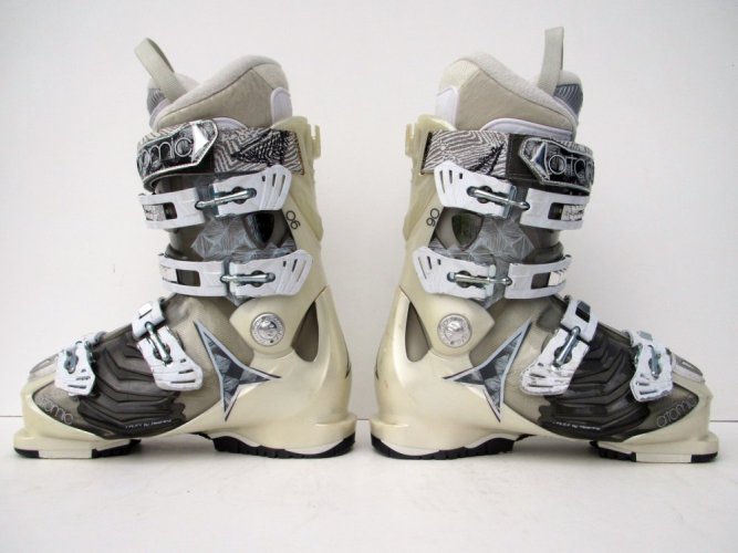 Použité lyžáky Atomic 90 255 mm