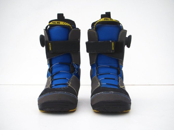 Použité snowboardové boty Deeluxe Monsters 205 mm